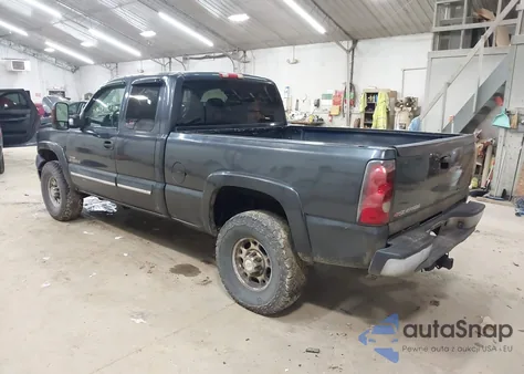 2005 Chevrolet Silverado 2500Hd Ls from USA, damaged, VIN 1GCHK29225E196787